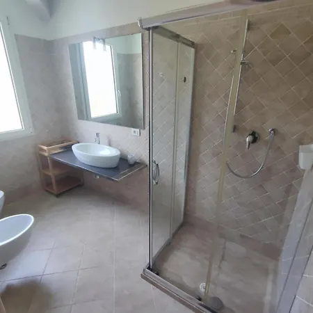 Villa With Private Pool For 8 People Monte Petrosu